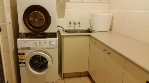 Hepburn Holiday Haven - New Castle Holiday 20