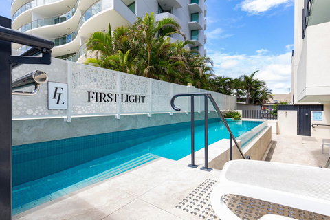 Sunset Retreat Mooloolaba - New Castle Holiday 34