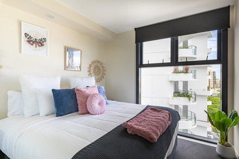 Sunset Retreat Mooloolaba - New Castle Holiday 23