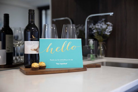 Sunset Retreat Mooloolaba - New Castle Holiday 1