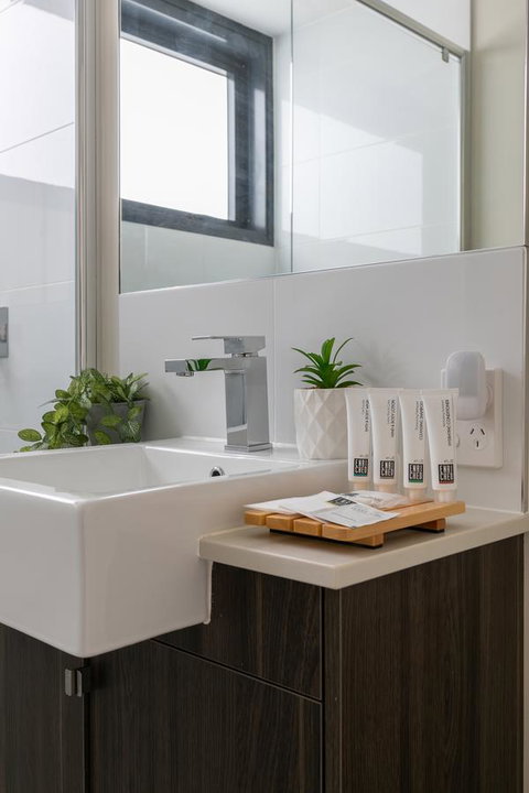 Sunset Retreat Mooloolaba - New Castle Holiday 27