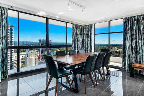 ULTIQA Beach Haven On Broadbeach - New Castle Holiday 30