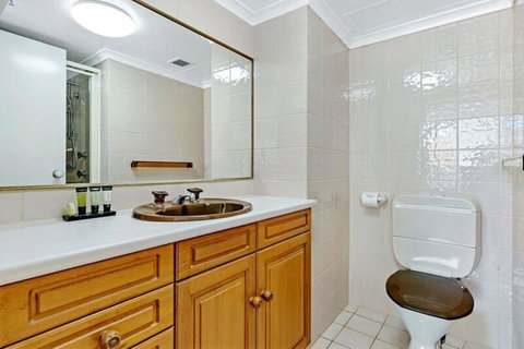 ULTIQA Beach Haven On Broadbeach - New Castle Holiday 38