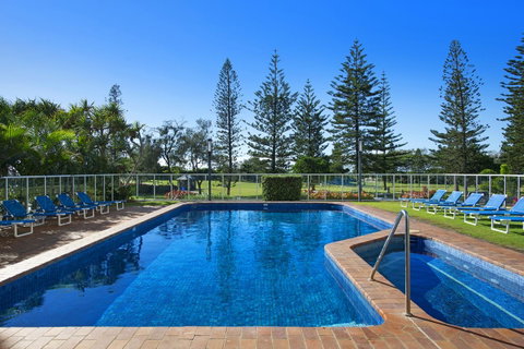 ULTIQA Beach Haven On Broadbeach - New Castle Holiday 18