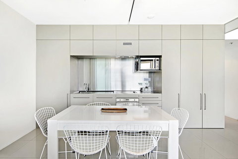 ULTIQA Air On Broadbeach - New Castle Holiday 35