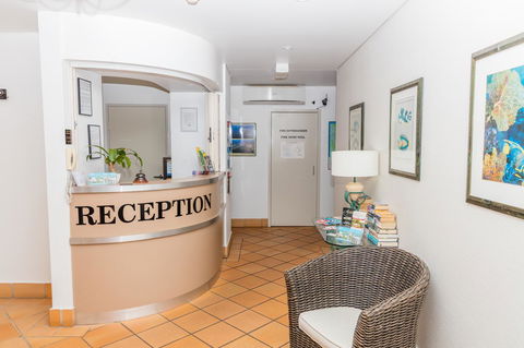 Belaire Place Motel Apartments - New Castle Holiday 18