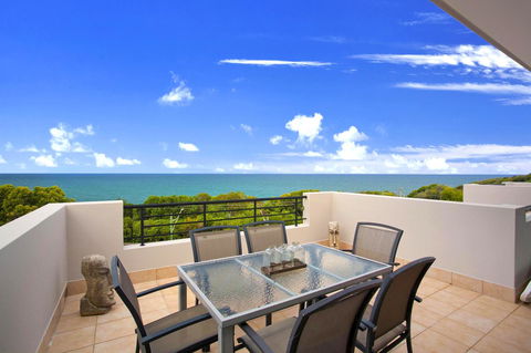 The Point Coolum - New Castle Holiday 38