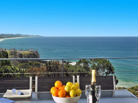 The Point Coolum - New Castle Holiday 0