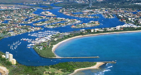 Mirra Chana - New Castle Holiday 23