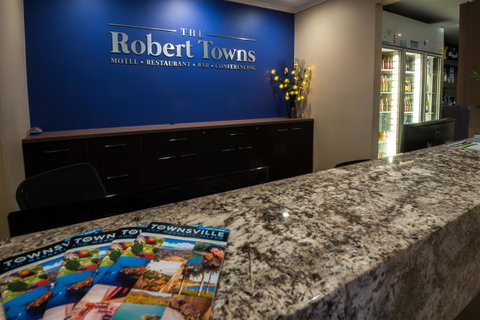 The Robert Towns - New Castle Holiday 2