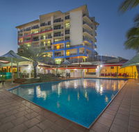 Mackay Marina Hotel - New Castle Holiday