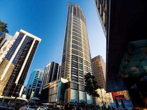 Oaks Brisbane Aurora Suites - New Castle Holiday 0
