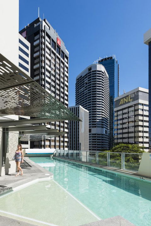 Oaks Brisbane Aurora Suites - New Castle Holiday 3