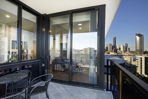 Atlas Apartments By CLLIX - New Castle Holiday 8