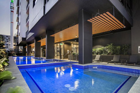 Atlas Apartments By CLLIX - New Castle Holiday 4