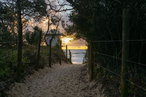 San Marino By The Sea Apartments - New Castle Holiday 31