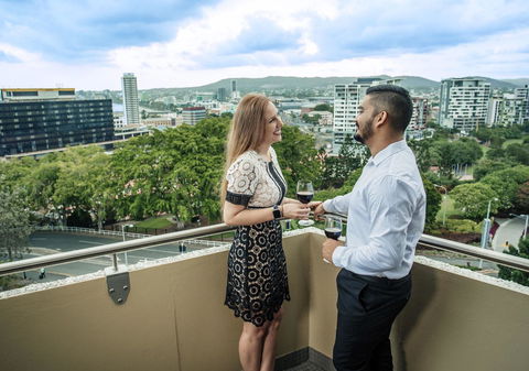 Mercure Brisbane Spring Hill - New Castle Holiday 4