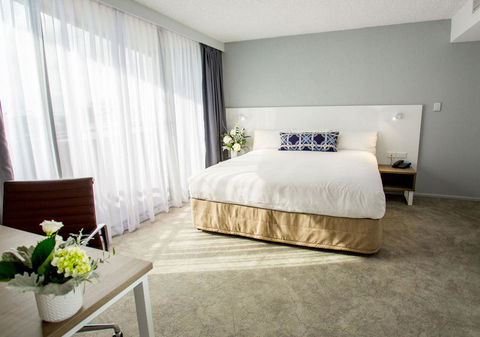 Mercure Brisbane Spring Hill - New Castle Holiday 3