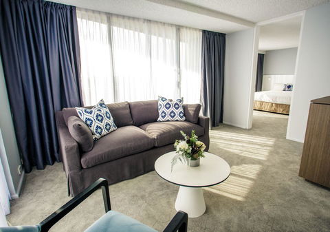 Mercure Brisbane Spring Hill - New Castle Holiday 1