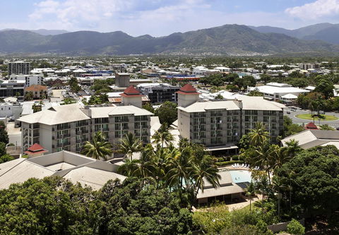 Novotel Cairns Oasis Resort - New Castle Holiday 38