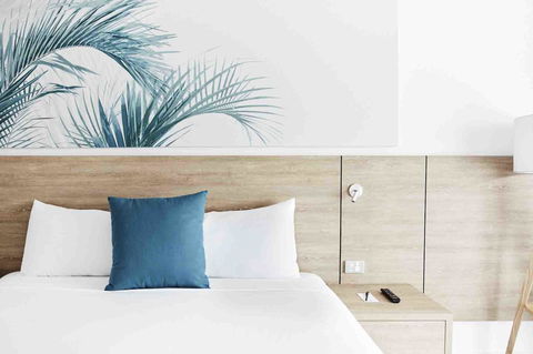 Novotel Cairns Oasis Resort - New Castle Holiday 10