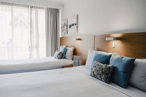 Novotel Cairns Oasis Resort - New Castle Holiday 23