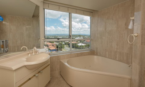 2nd Avenue Beachside Apartments - New Castle Holiday 8