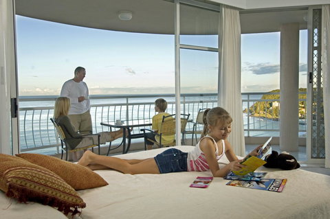 2nd Avenue Beachside Apartments - New Castle Holiday 24