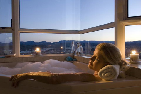 2nd Avenue Beachside Apartments - New Castle Holiday 23