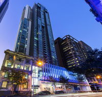 Oaks Charlotte Towers - New Castle Holiday