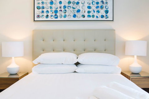 Pure Kirra - New Castle Holiday 5