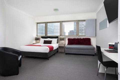 George Williams Hotel - New Castle Holiday 4