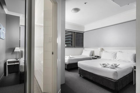 George Williams Hotel - New Castle Holiday 33