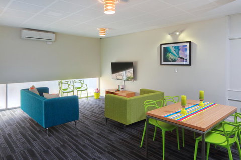 Palm Beach Hotel - New Castle Holiday 4