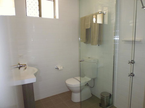 Burke & Wills Motor Inn - New Castle Holiday 25