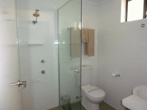 Burke & Wills Motor Inn - New Castle Holiday 23