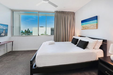 Element On Coolum Beach - New Castle Holiday 17