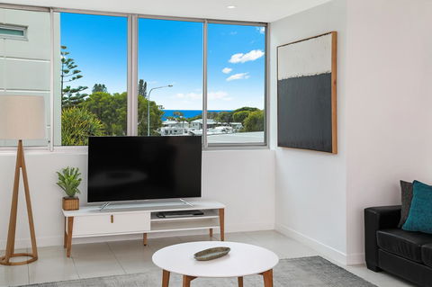 Element On Coolum Beach - New Castle Holiday 13
