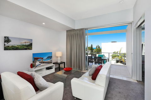 Element On Coolum Beach - New Castle Holiday 9
