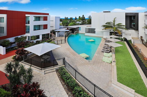 Element On Coolum Beach - New Castle Holiday 6