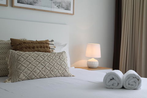 Element On Coolum Beach - New Castle Holiday 4