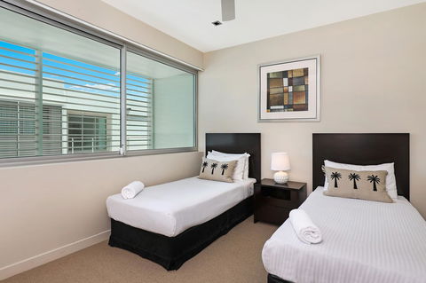Element On Coolum Beach - New Castle Holiday 26