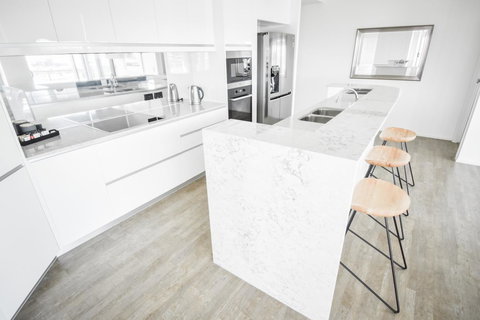 Belise Apartments - New Castle Holiday 3