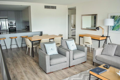 Belise Apartments - New Castle Holiday 9