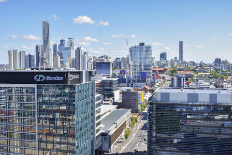 Belise Apartments - New Castle Holiday 5