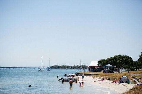Fairways Golf & Beach Retreat Bribie Island - New Castle Holiday 8