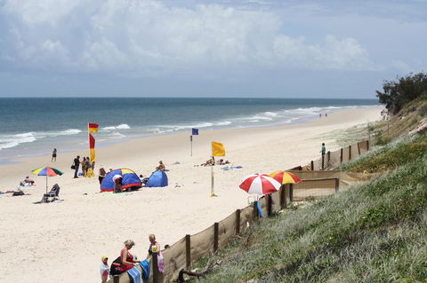 Fairways Golf & Beach Retreat Bribie Island - New Castle Holiday 4