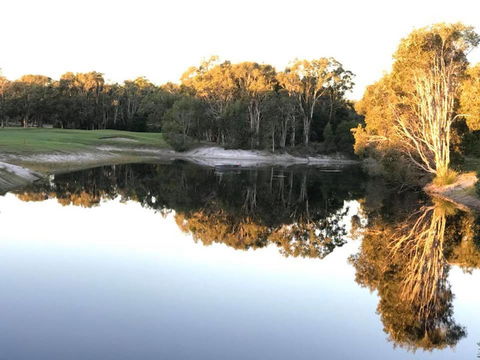 Fairways Golf & Beach Retreat Bribie Island - New Castle Holiday 6