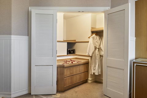 JW Marriott Gold Coast Resort & Spa - New Castle Holiday 10
