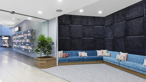 Oaks Brisbane Festival Suites - New Castle Holiday 6